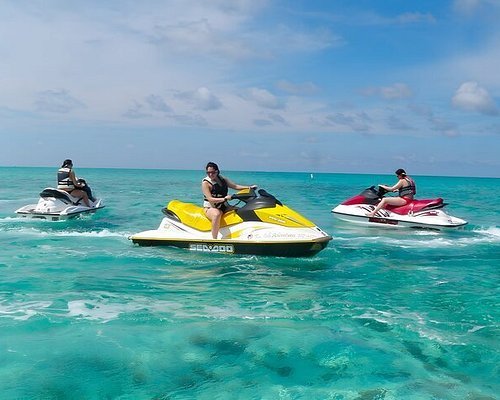 10 Best Beaches in Colombo for Water Sports And Adventure