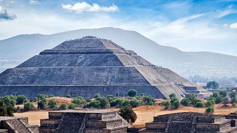 Explore the World's Coolest Ruins – Ancient Wonders and Hidden Gems